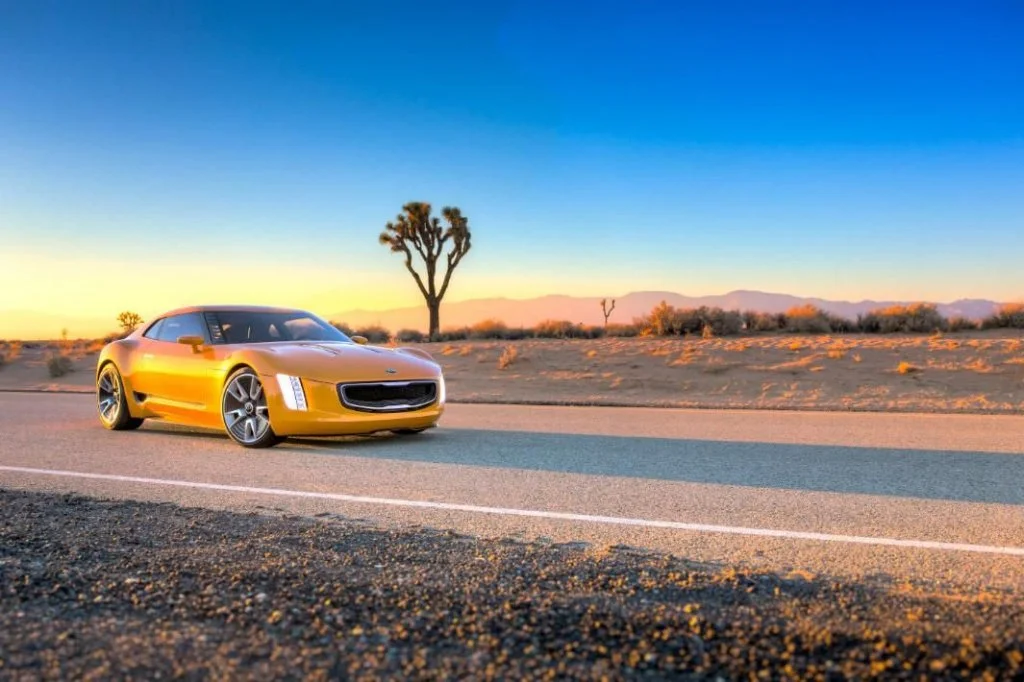 2014-kia-gt4-stinger-09.webp