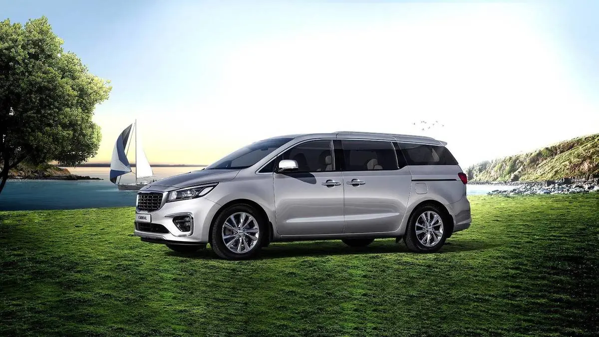2018-kia-carnival.webp