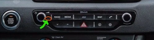 Inked18976-kia_niro_2017_infotainment-528x328_LI.webp