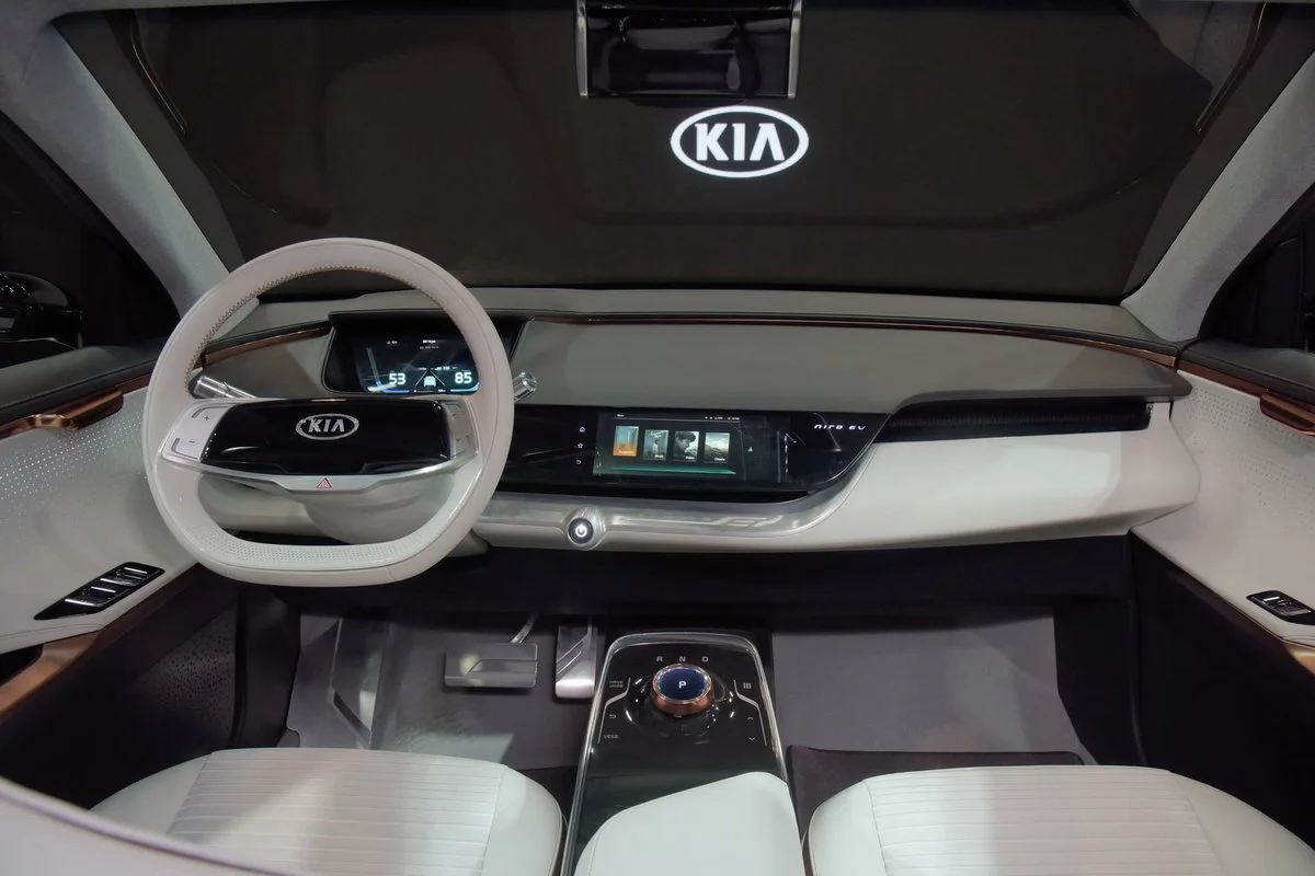 kia-niro-ev-concept-2018_7.webp