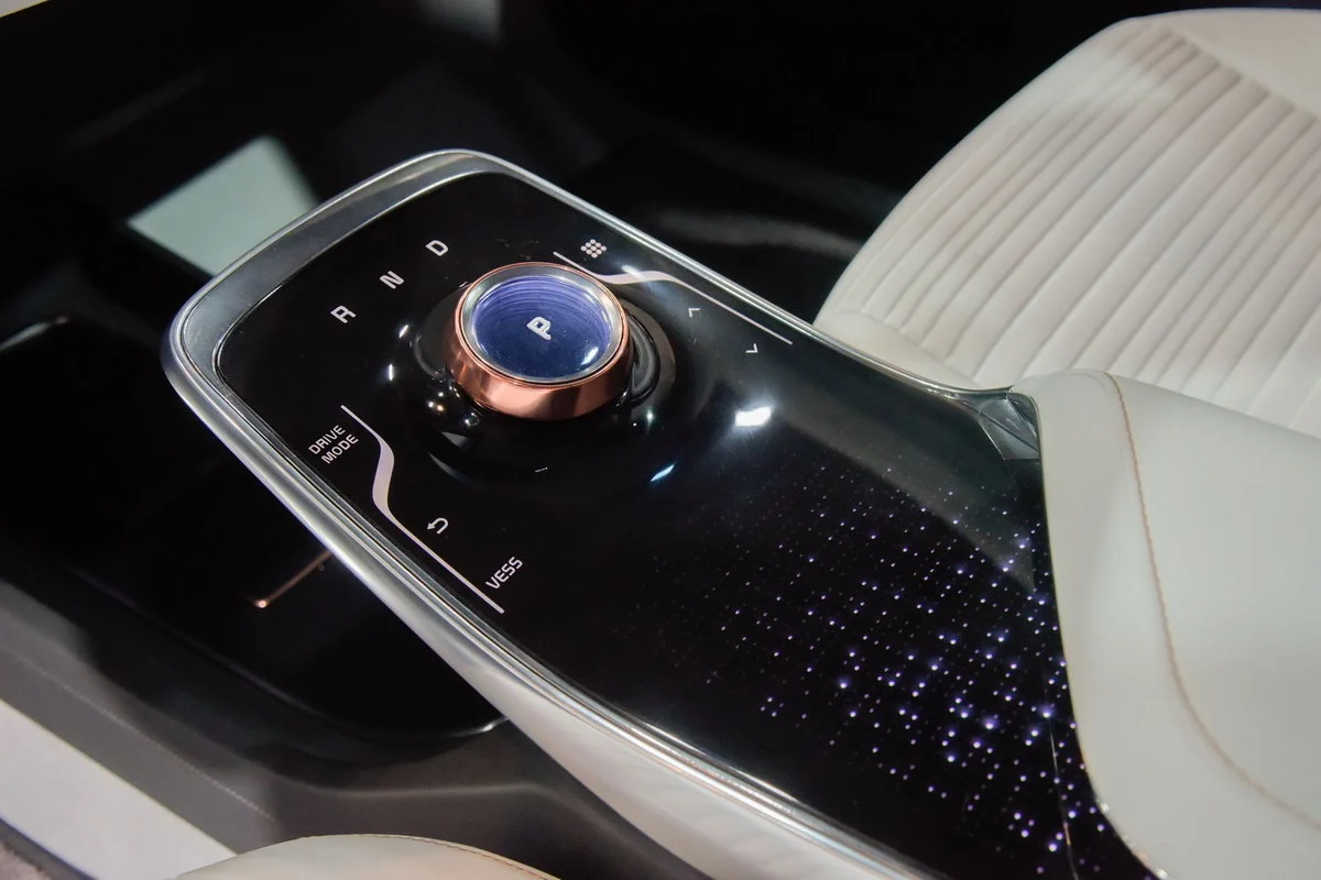 kia-niro-ev-concept-2018_8.webp