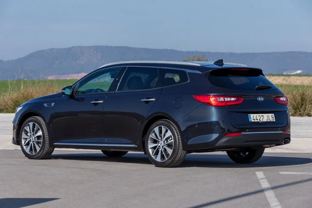 kia-optima-sportwagon_13.webp