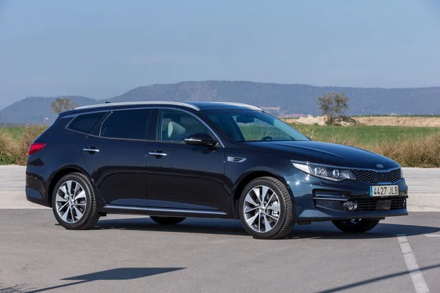 kia-optima-sportwagon_17.webp