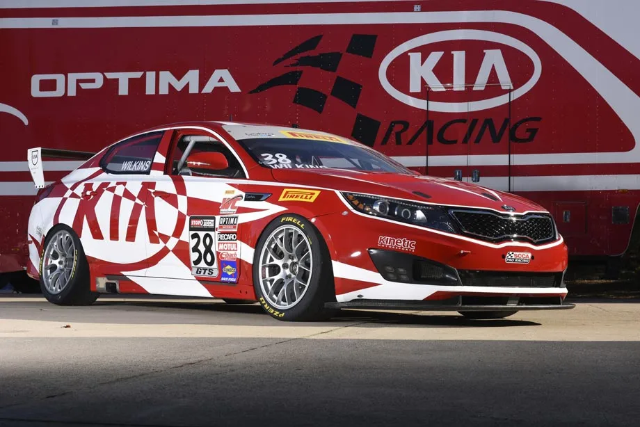 kia racing optima.webp