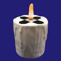 lampada-votiva-energia-solare-bianca.webp