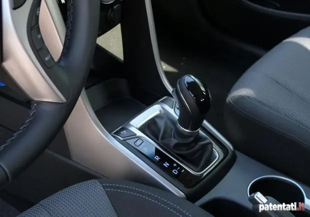 prova-hyundai-i30-wagon-crdi-110-cv-7dct-cambio-automatico.webp