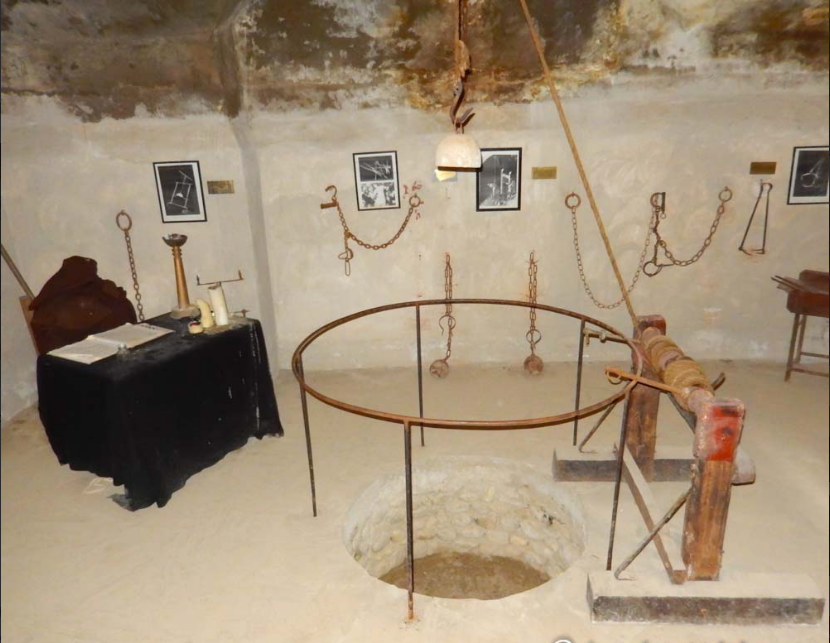 sala tortura.PNG