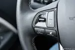 Kia-Rio-Signalrot-Perleffekt-Hyyperlic-3.webp