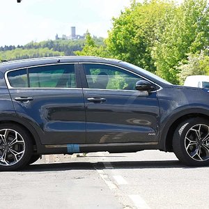 2019-kia-sportage-08