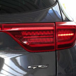 2019-kia-sportage-05