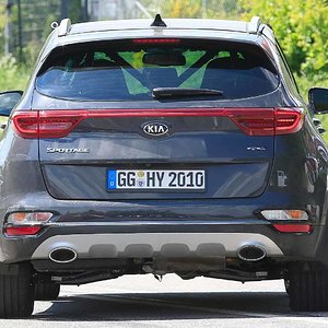 2019-kia-sportage-02