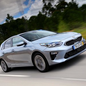 kia-ceed-galerie-foto-ee603f014e678f9db9-0-0-0-0-0
