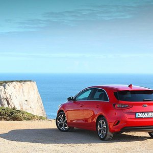 kia-ceed-galerie-foto-a12f8f014dfd832872-0-0-0-0-0