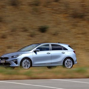 kia-ceed-galerie-foto-9c747f014e16860f7f-0-0-0-0-0