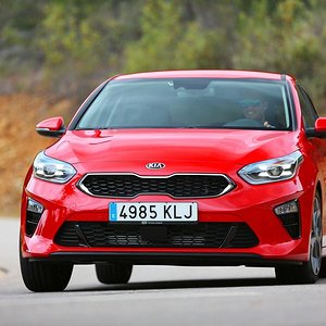 kia-ceed-galerie-foto-5d8cef014e3d8640a1-0-0-0-0-0