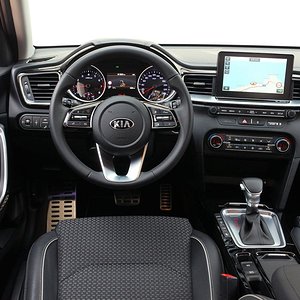 kia-ceed-galerie-foto-2a71ef014e4a8757c0-0-0-0-0-0