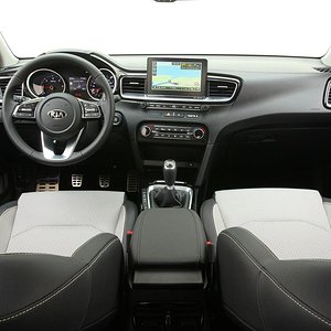 kia-ceed-galerie-foto-01f23f014e21863859-0-0-0-0-0