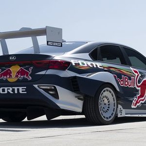 2019-Kia-Forte-Drift-Car_con motore stinger fonte wblogs.info