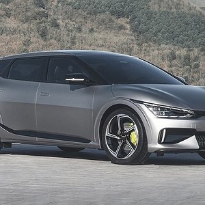 Media 'Kia EV6 gt  fonte Autopostkorea.com.jpg' nella categoria 'Kia varie'