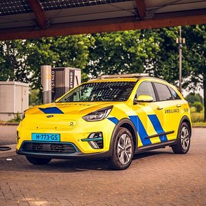 Media 'e-niro-ambulance-Olanda fonte rtlautowereld.pmgcontent.nl.jpg' nella categoria 'Kia varie'