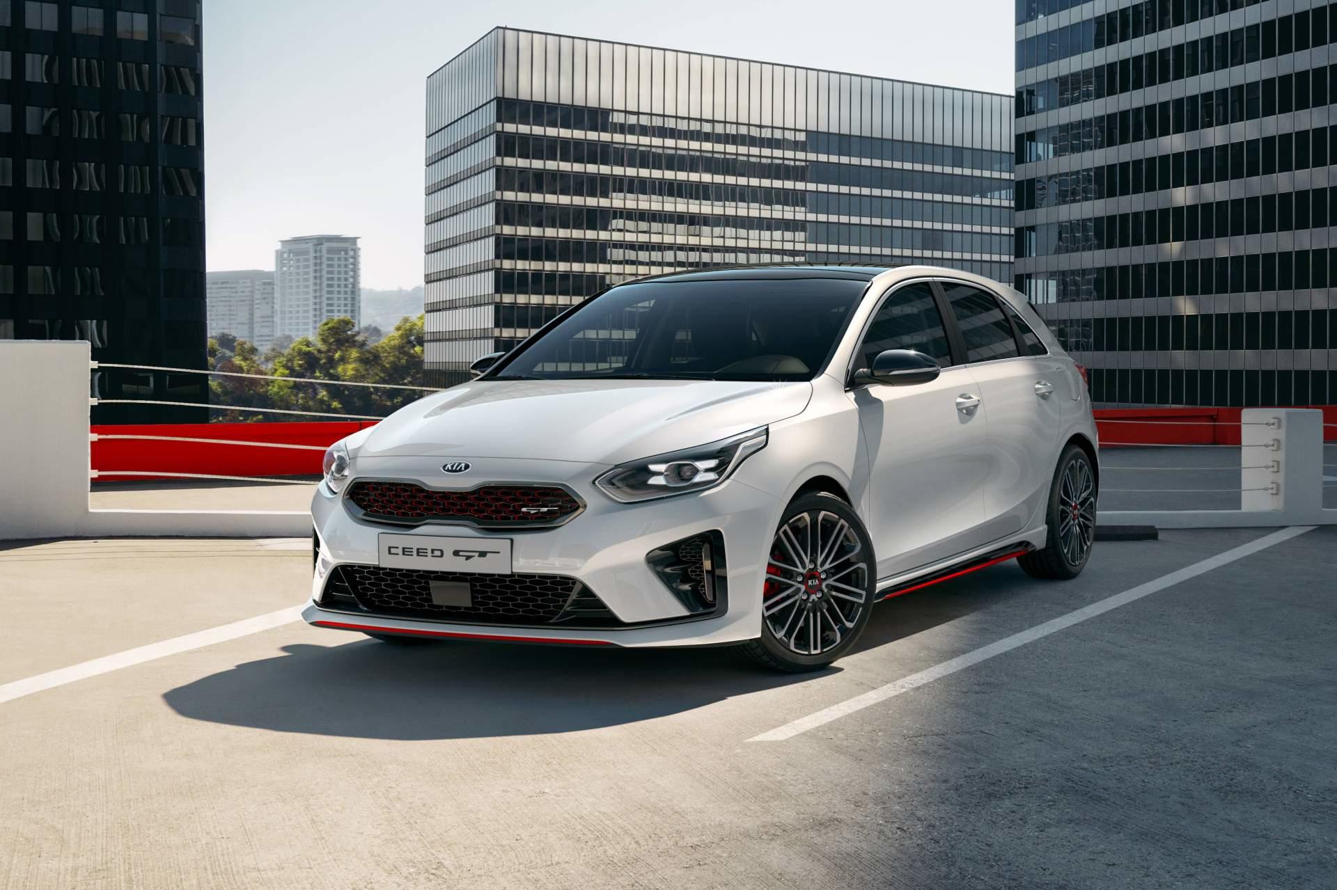 2019-kia-ceed-gt-01