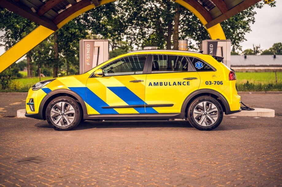 e-niro-ambulance-00001-fonte rtlautowereld.pmgcontent.nl.jpg