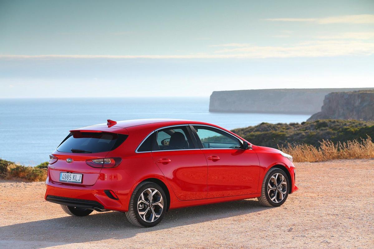 kia-ceed-galerie-foto-695c3f014dfe8938b0-0-0-0-0-0