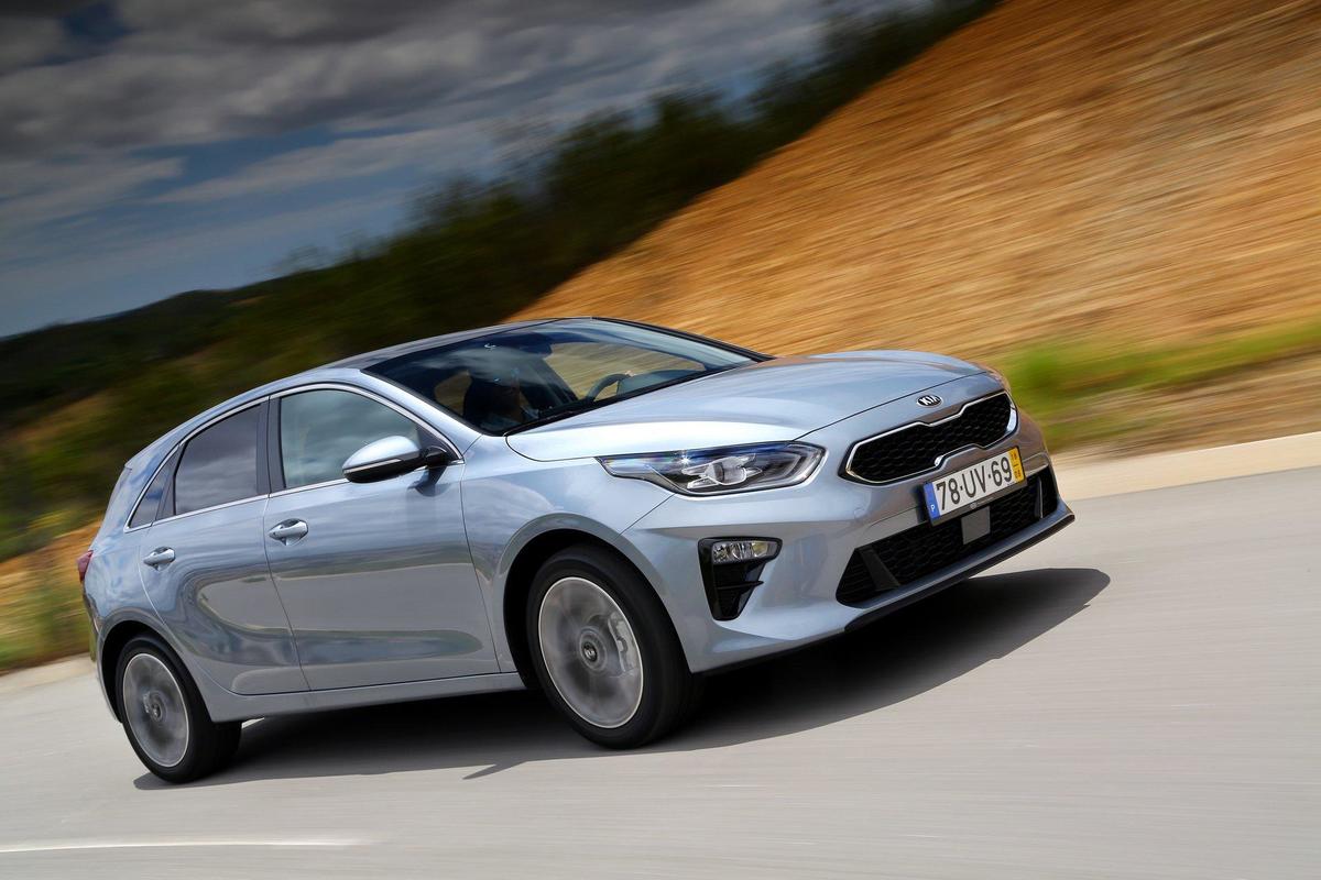 kia-ceed-galerie-foto-aa112f014deb8cc5cb-0-0-0-0-0