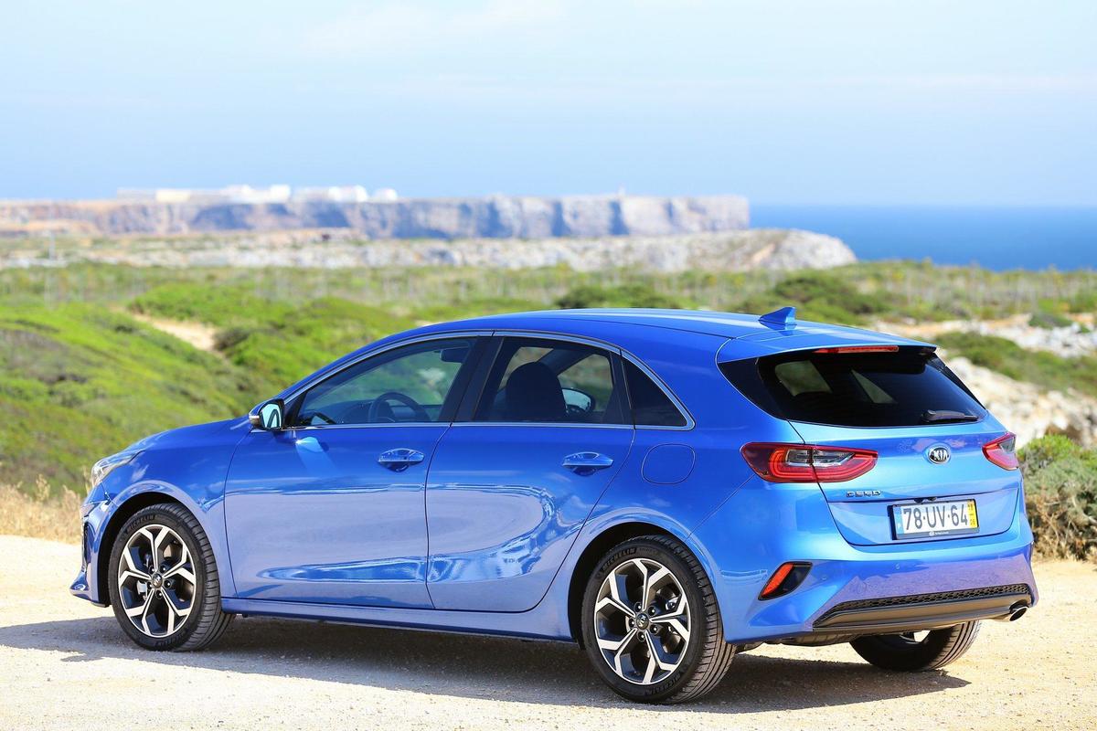 kia-ceed-galerie-foto-f1fa5f014e578943cd-0-0-0-0-0