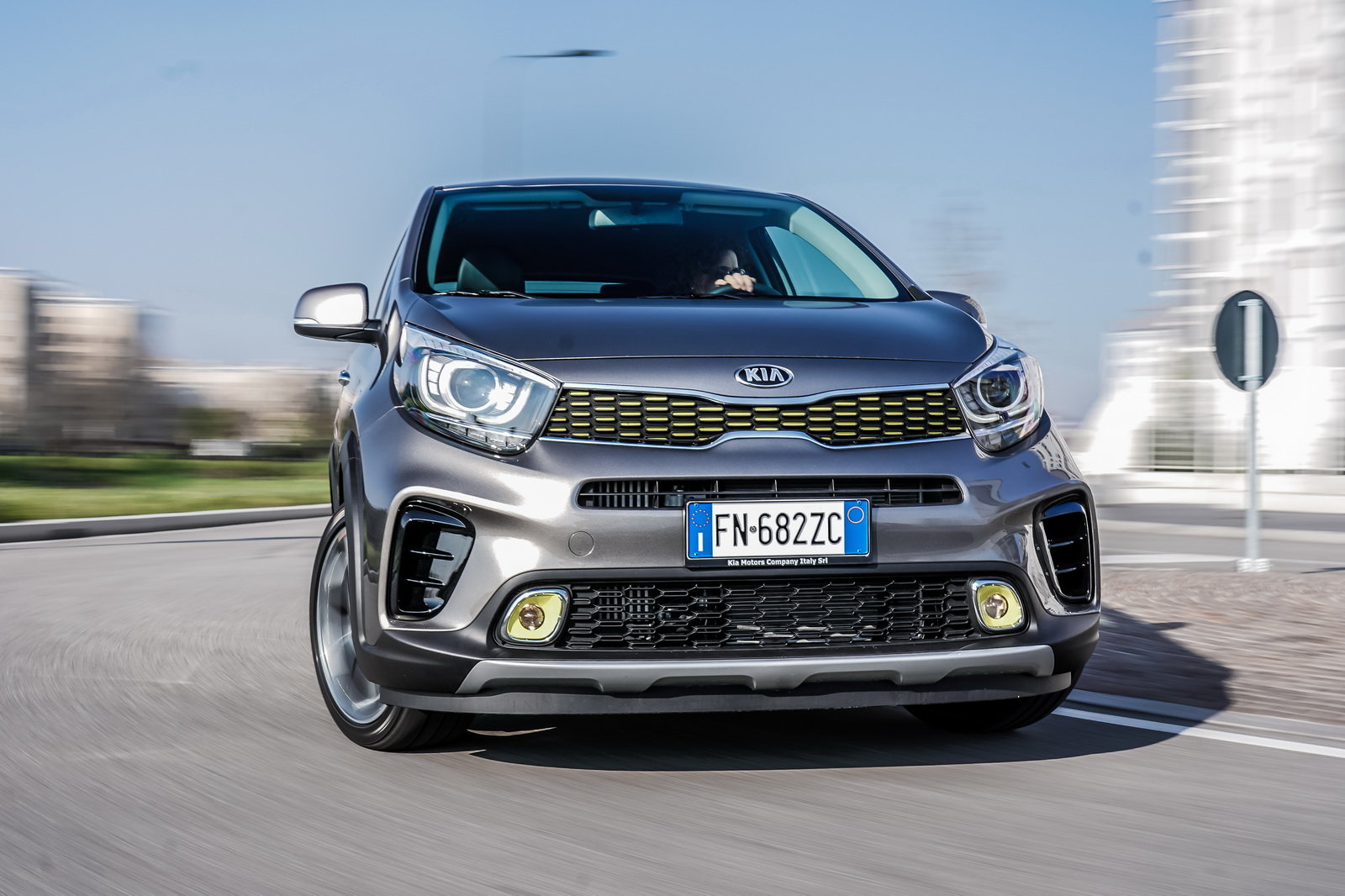 kia-picanto-xline-2018-04_03