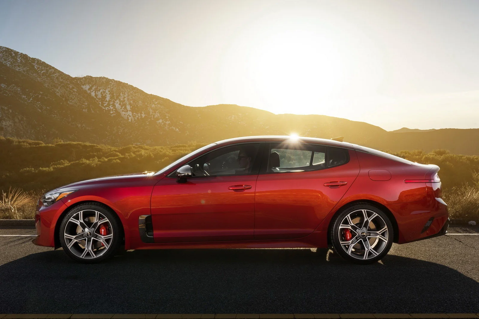 kia-stinger-2017_23