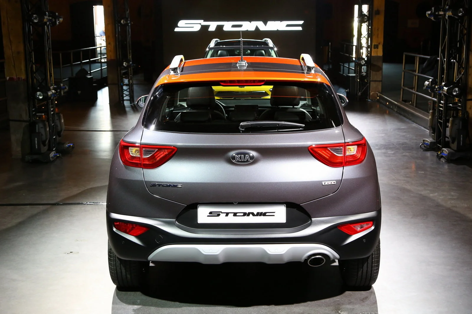 Kia Stonic - posteriore