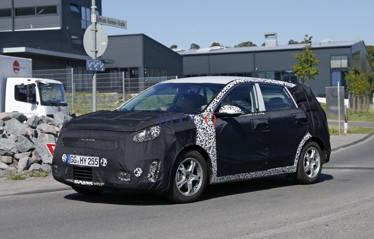 2016_kia_niro_04.jpg